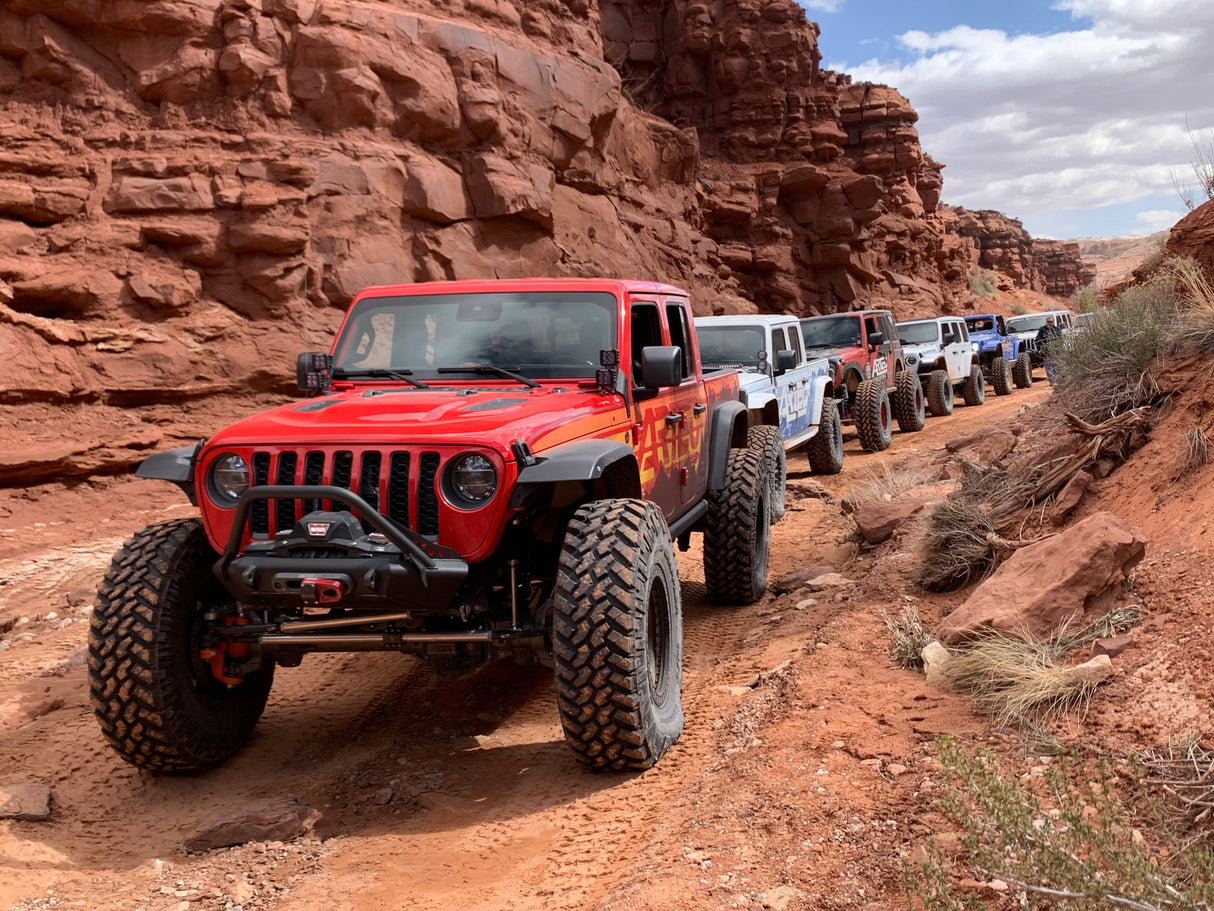 JK JL JT HIGH CLEARANCE FRONT BUMPER with HOOP