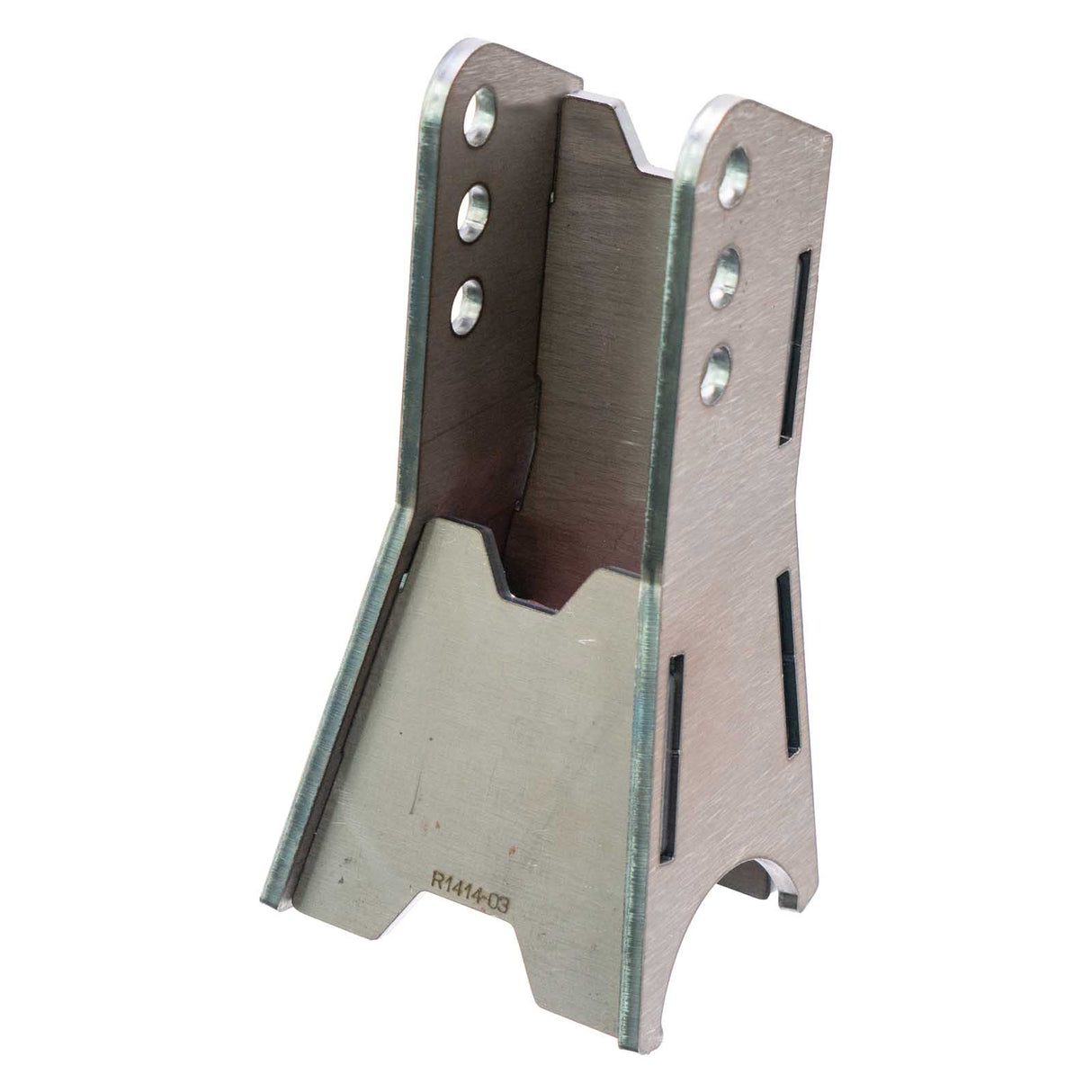 A photo of the two and five eights inch wide 0 degree axle link against a white backdrop.