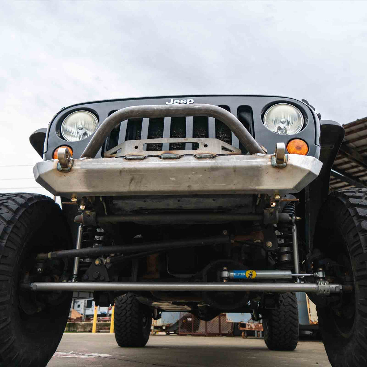 Frame Chop Front Bumper with Stinger For Jeep JK