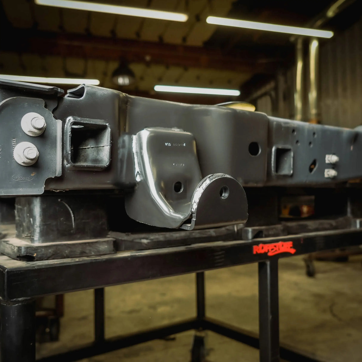 Ford 2016-23' F250-F350 Rear Shackle Hanger Overlay